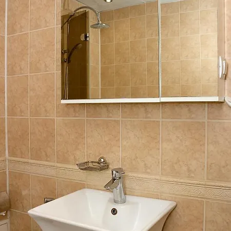 Cozy 1bd With Free Parking In The Area By Flat Mаnager