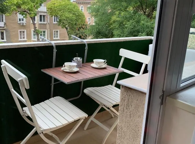 Cozy 1bd With Free Parking In The Area By Flat Mаnager Апартамент