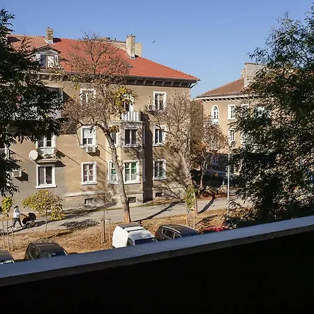 Cozy 1bd With Free Parking In The Area By Flat Mаnager Warna